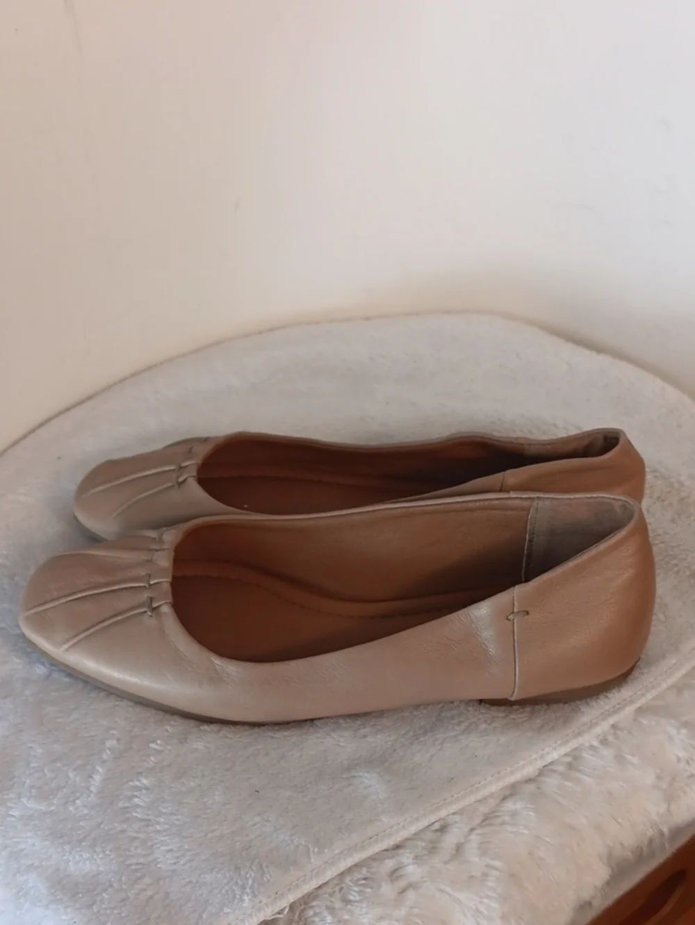 Lucky Brand Women's Leather Ballet Flats in Beige